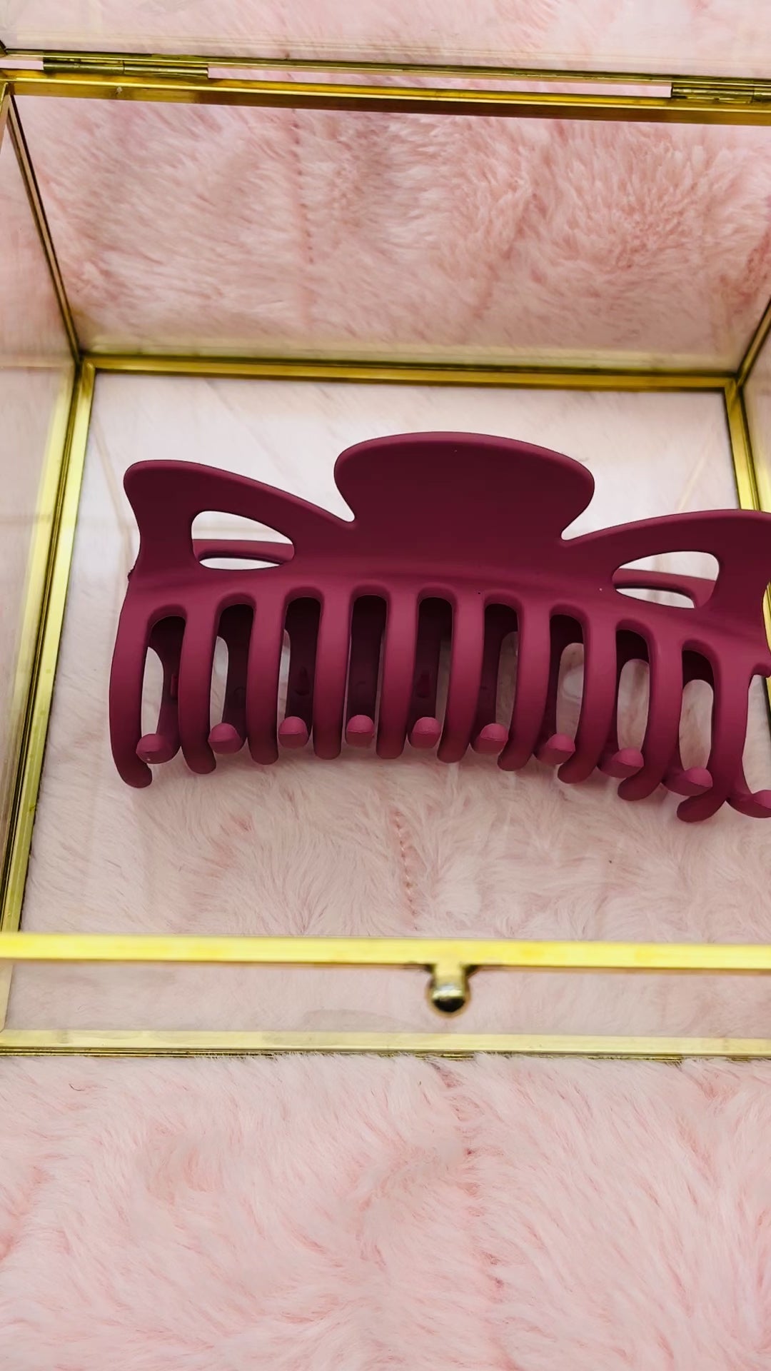 This video shows and describes our 4.5 inch Hair Claw Clips - 4.5 inches in length.  I am explaining how this claw clip is Great for Braids, twists, long hair, thick hair, and coarse hair.